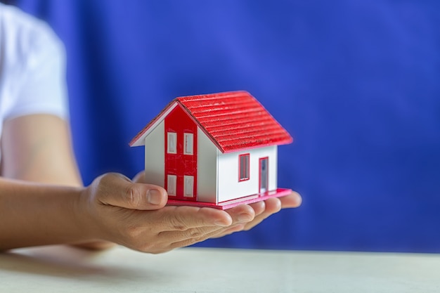 5 Essential Steps to Effectively Manage Your Home Loan Payments